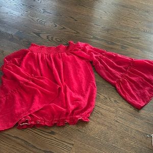 ⭐️ 2/$10 - Red Off Shoulder Blouse